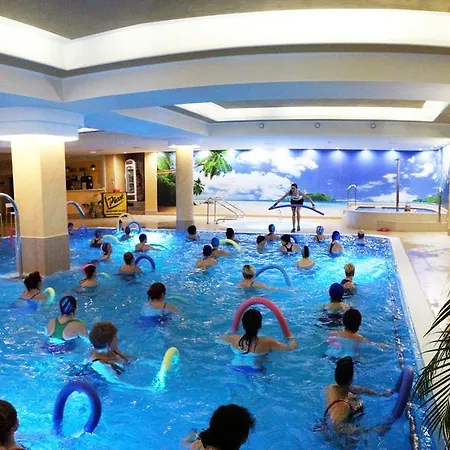 彼得spa加康体酒店 Boguszów-Gorce